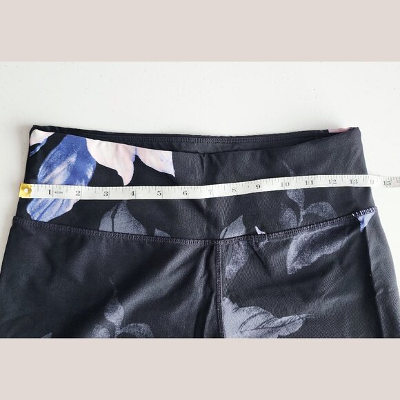 Calvin Klein Performance Floral Leggings, Flowers Black Cropped Pants - Picture 5 of 5